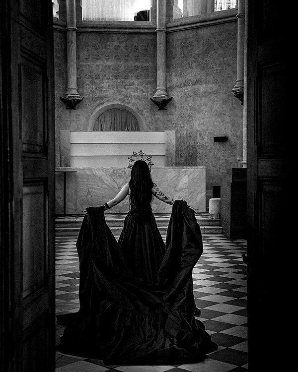 karin_orhov instagram image archive image