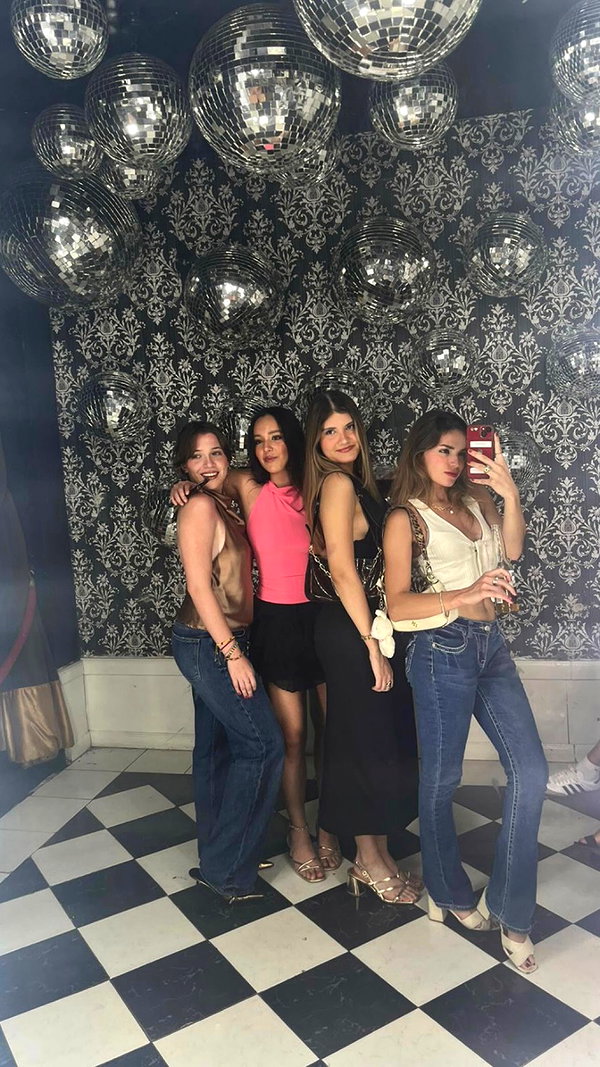 analuvillarreal instagram image archive image