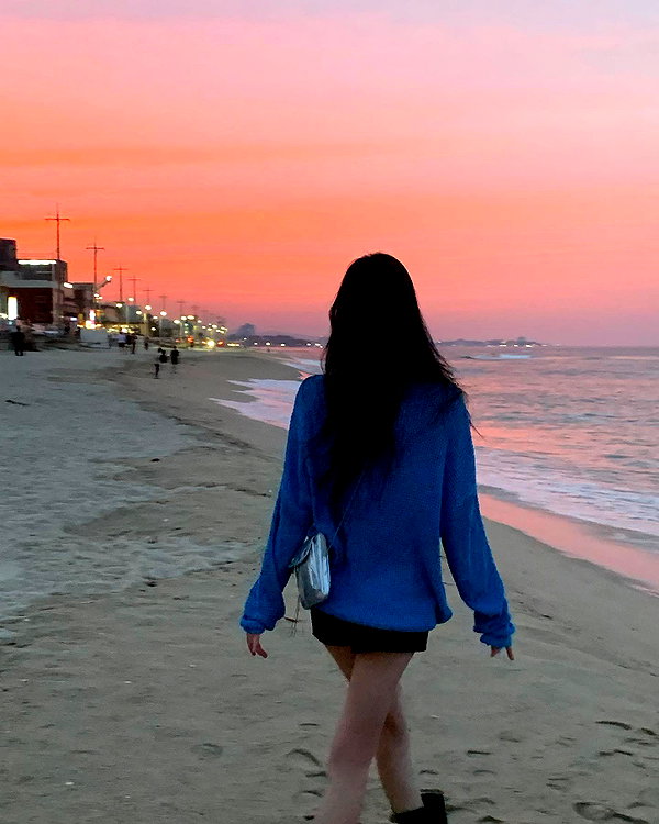daxbin instagram image archive image