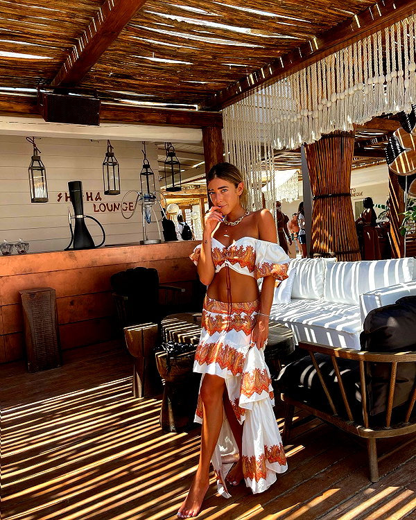 annezivi instagram image archive image