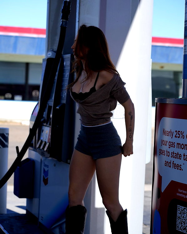 renatarrii instagram image archive image
