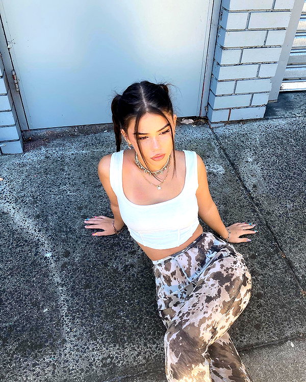 leahhalton instagram image archive image
