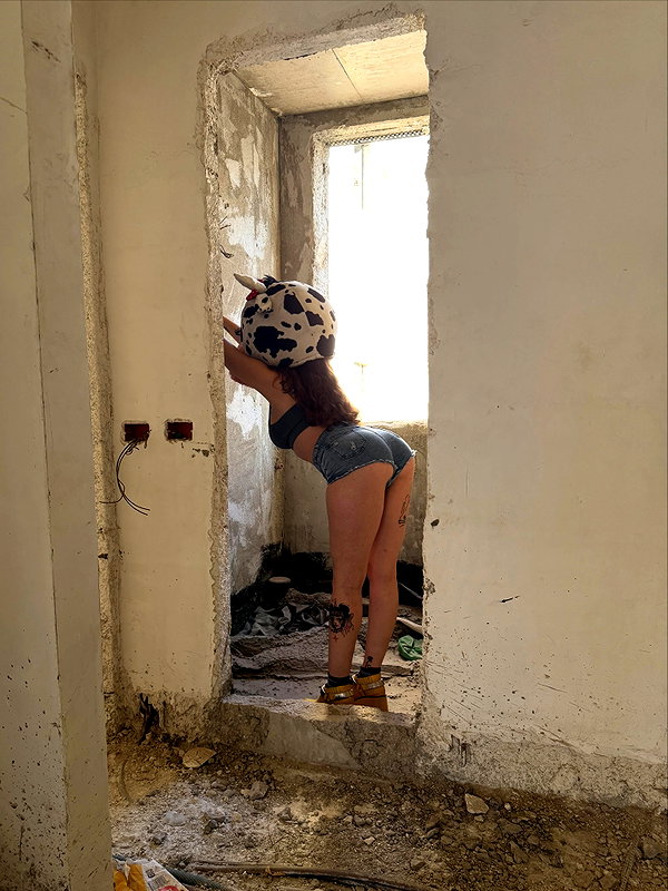 gal__wolfson instagram image archive image