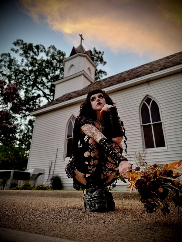 yeahimcaroline instagram image archive image