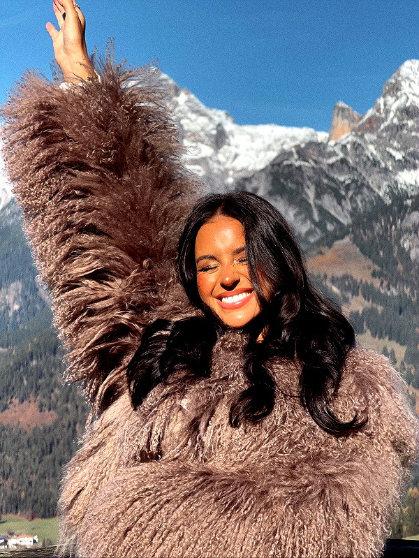 zoeliss instagram image archive image