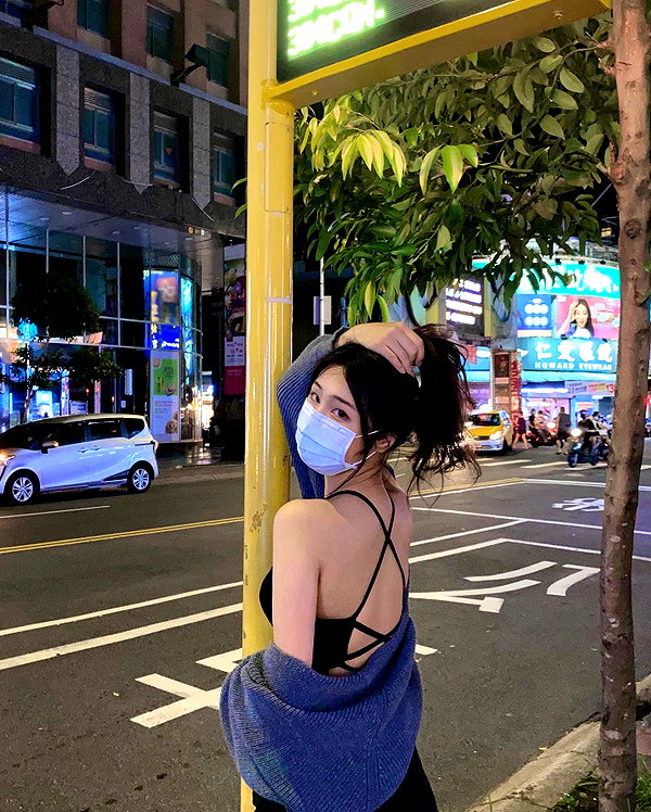 lai_931201 instagram image archive image