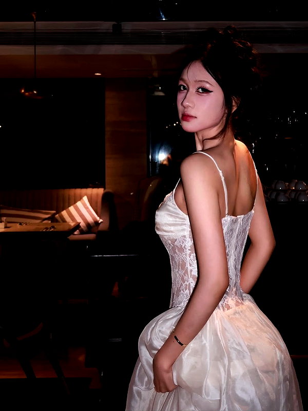 lyhythuedoxinh instagram image archive image