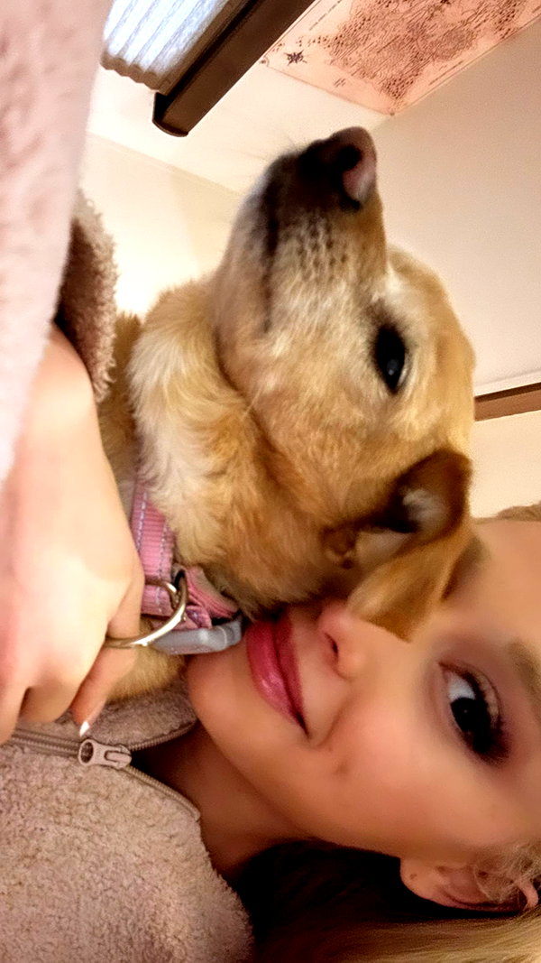 arianagrande instagram image archive image