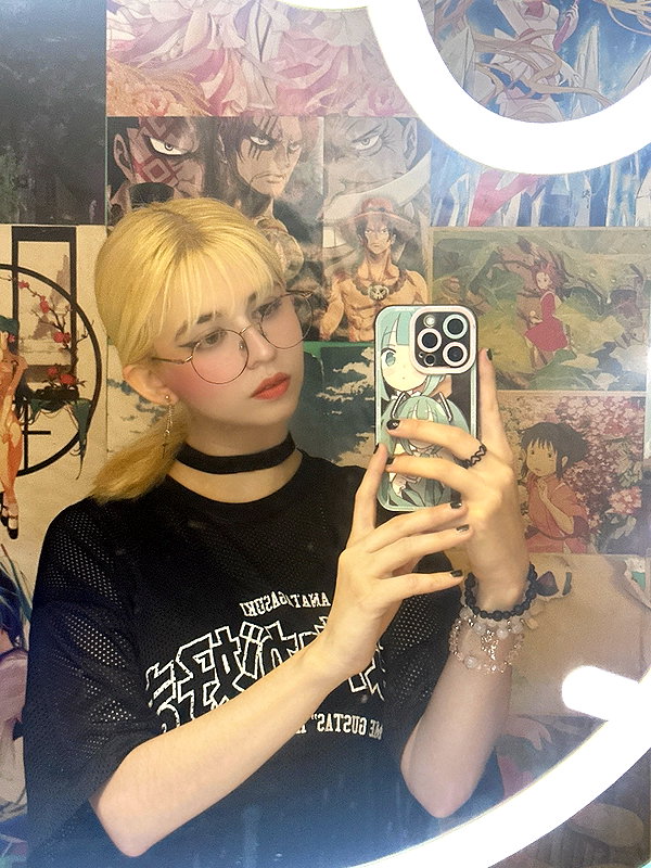 luly1980s instagram image archive image