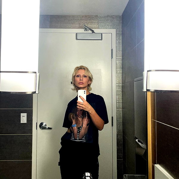 bentevviolet instagram image archive image