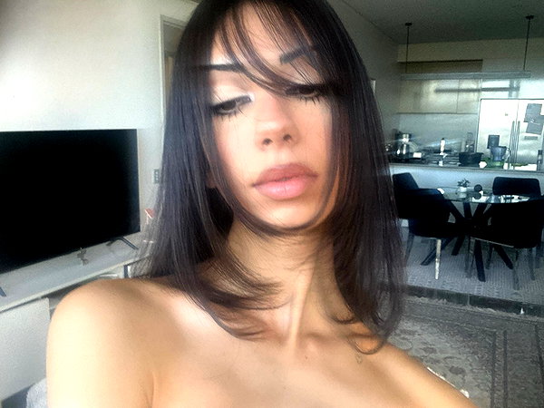 Archived image from @deanapourian on Instagram