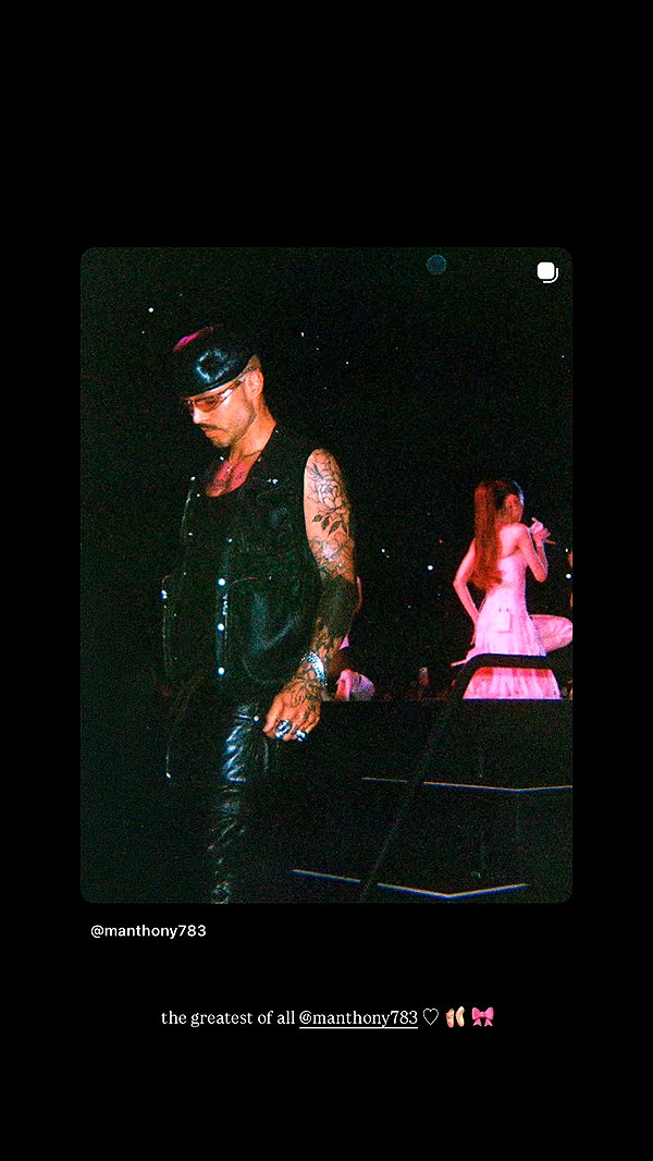 arianagrande instagram image archive image