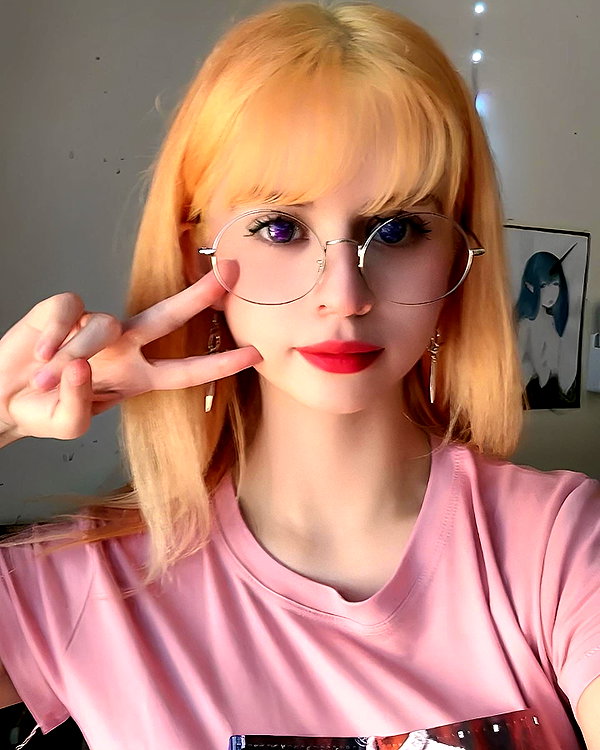 luly1980s instagram image archive image