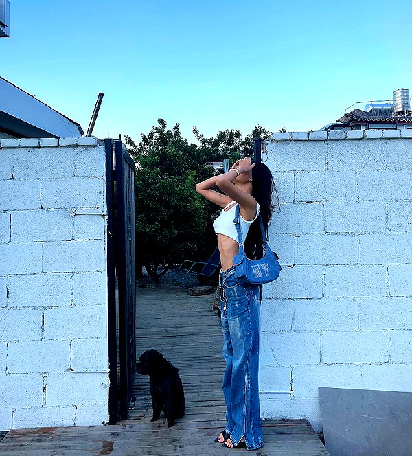 ll.lu1s instagram image archive image