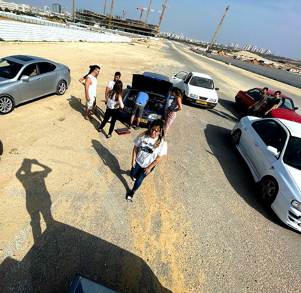 eitan.420 instagram image archive image