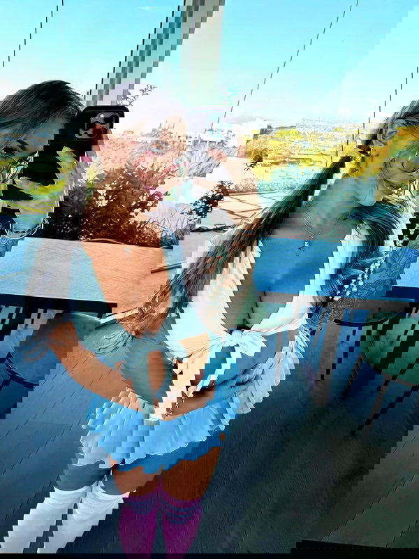 itshayleydavies itshayleydavies archive image