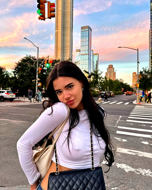 vanessa.rhd instagram image archive image