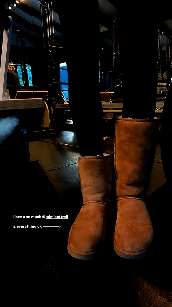 arianagrande instagram image archive image