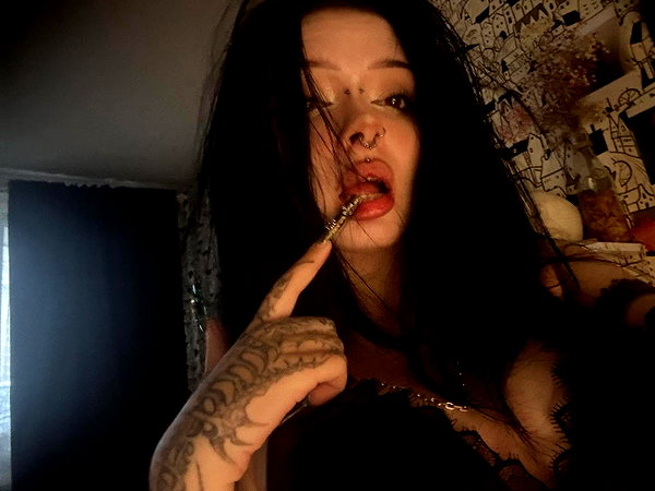 _dead__cherry_ instagram image archive image