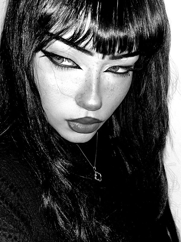 heyracheel instagram image archive image