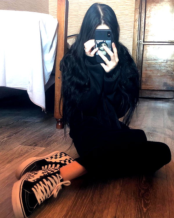 kriskaik instagram image archive image