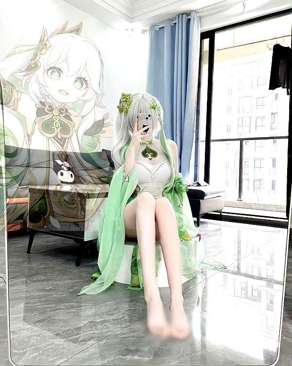 gallery_cosplayer instagram image archive image