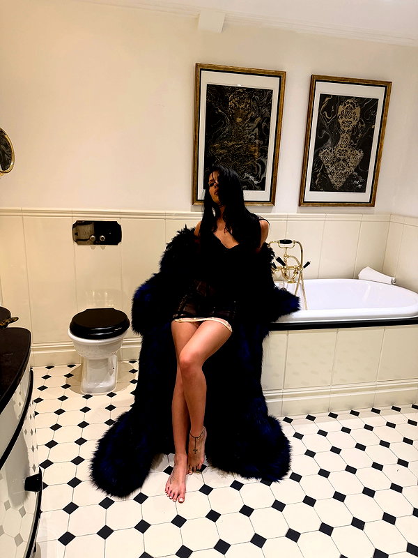 karolinaawasik instagram image archive image