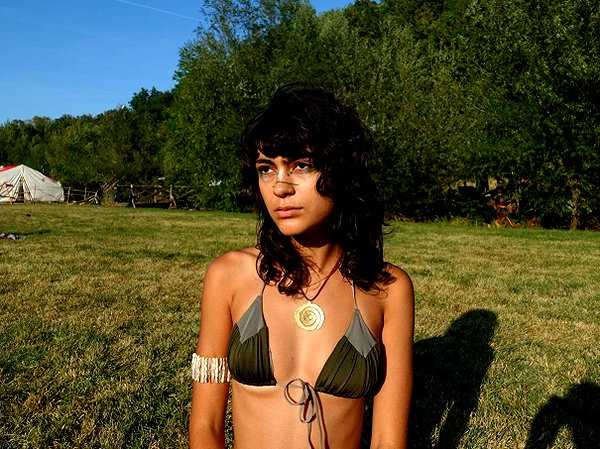devalluna instagram image archive image