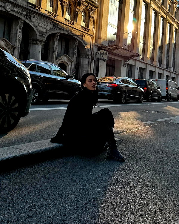 leonanaomii instagram image archive image