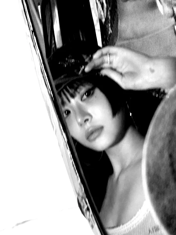 hhh.e_c.v instagram image archive image