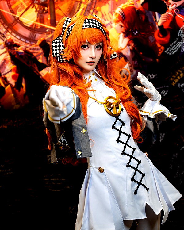 miee_cos instagram image archive image