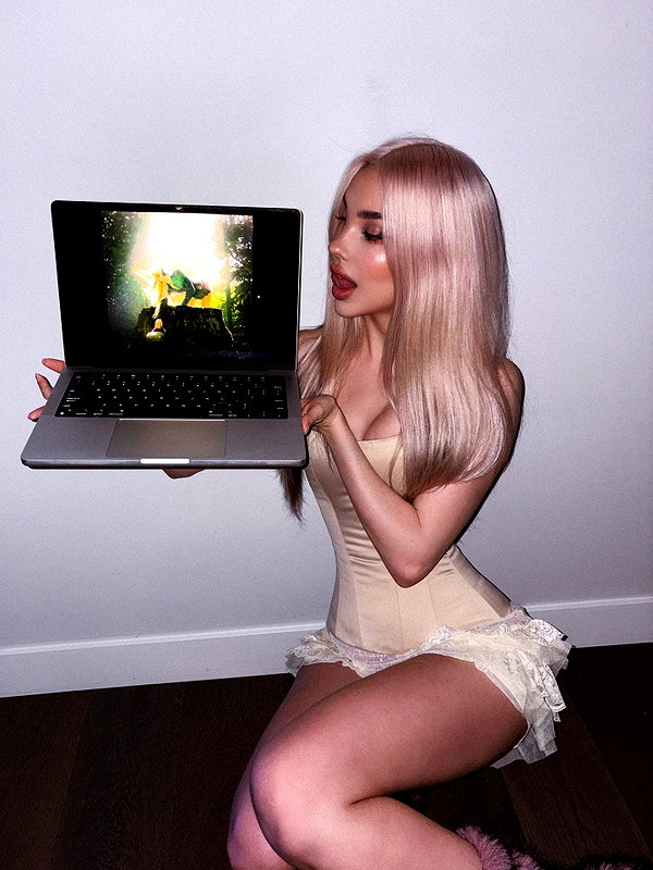 maria_domark instagram image archive image