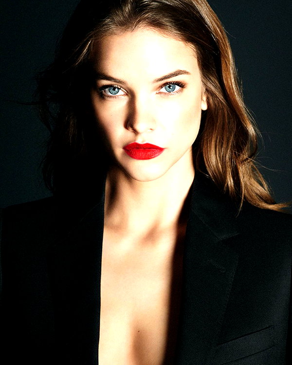 realbarbarapalvin instagram image archive image