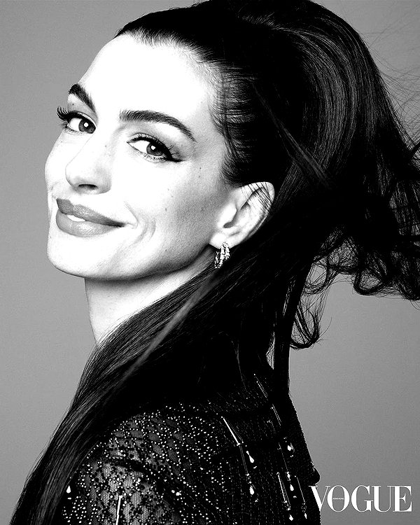 annehathaway instagram image archive image