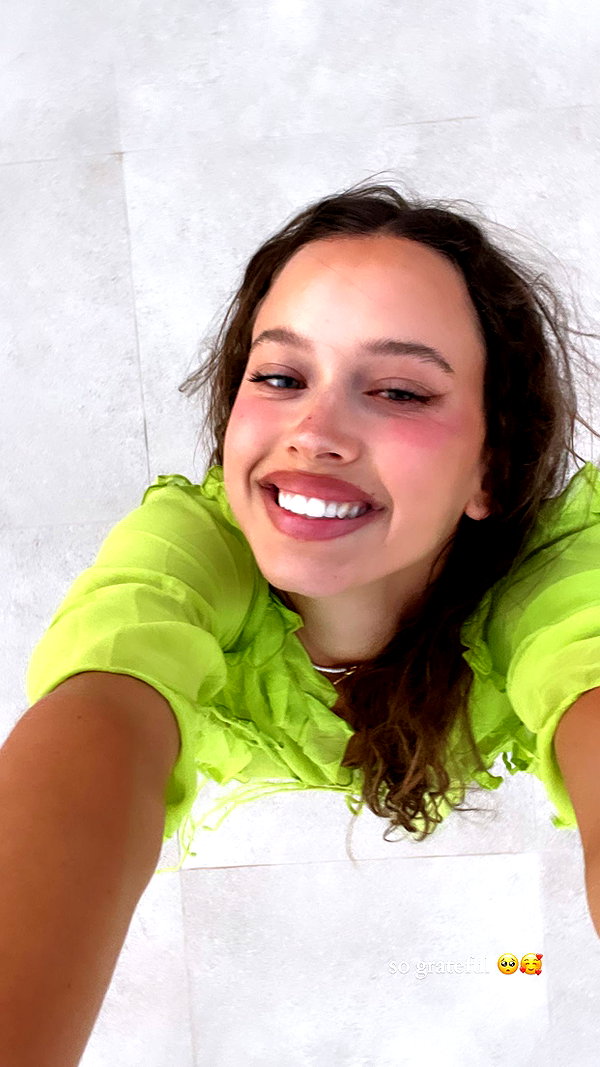 isabellemathersx archive image
