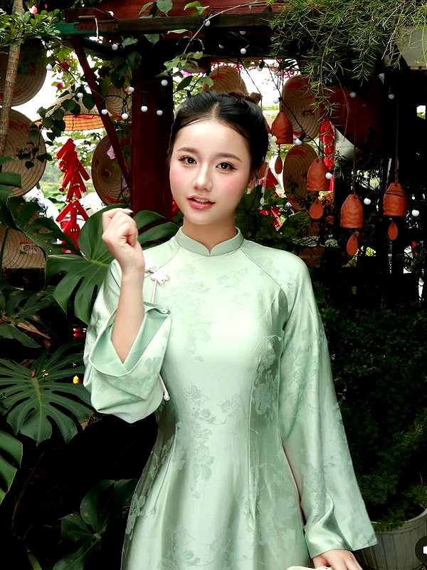 lyhythuedoxinh instagram image archive image
