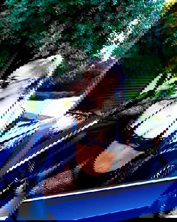 itshayleydavies itshayleydavies archive image