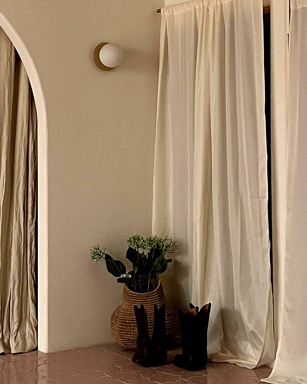 sabrvna instagram image archive image