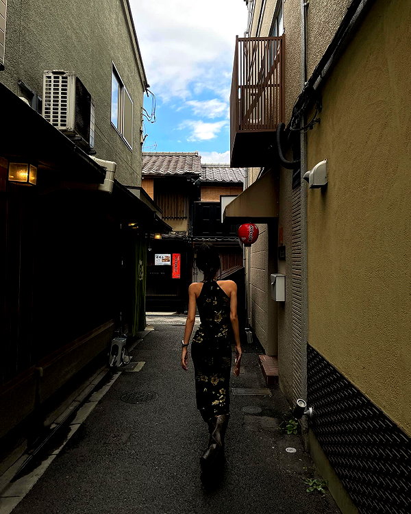 ll.lu1s instagram image archive image