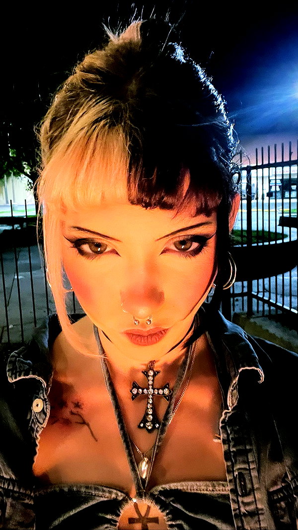 haileylayfield instagram image archive image