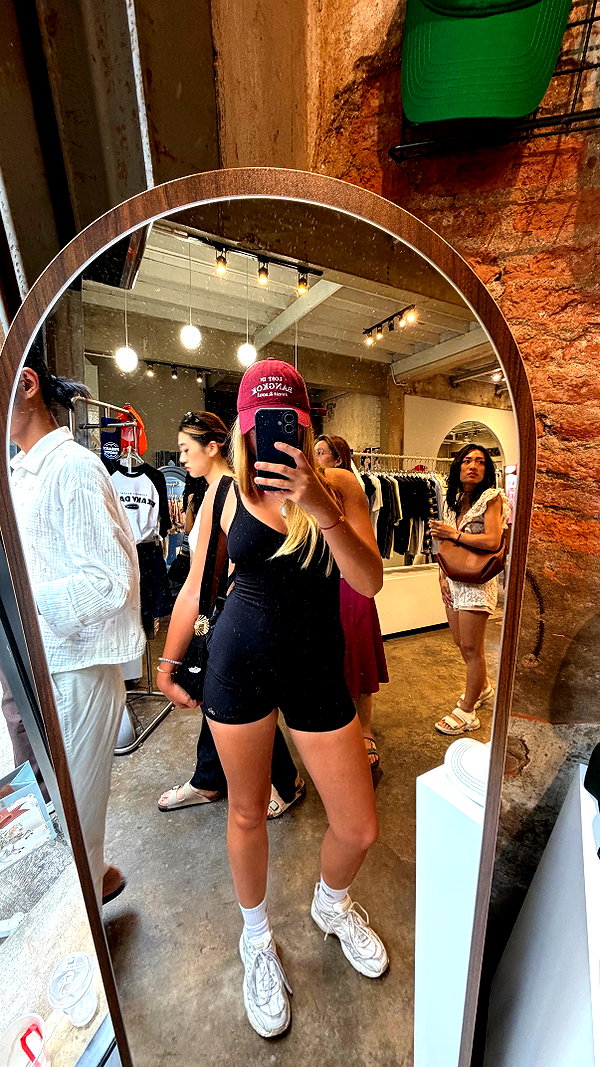 dana_ratushany instagram image archive image