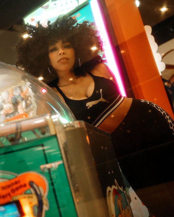 kieraplease instagram image archive image