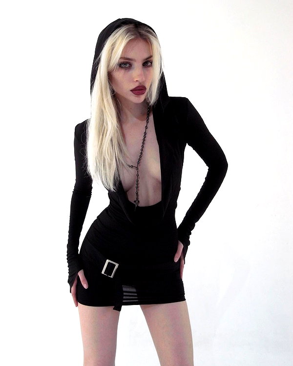 anya4everr instagram image archive image