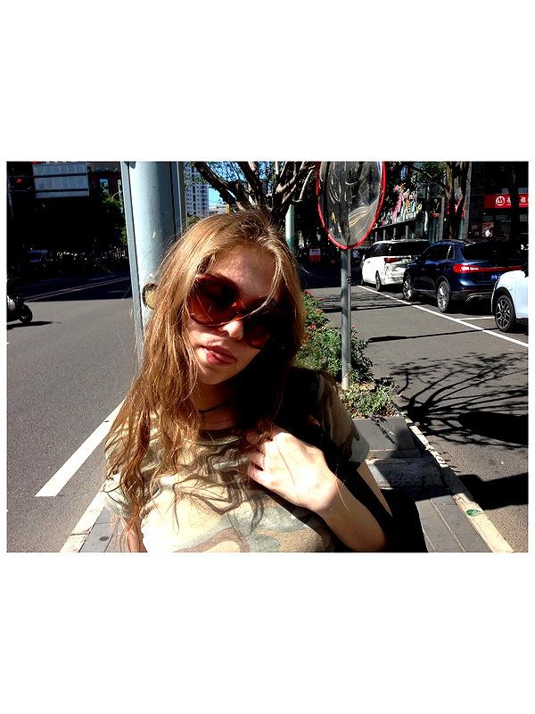 llinolinaa instagram image archive image