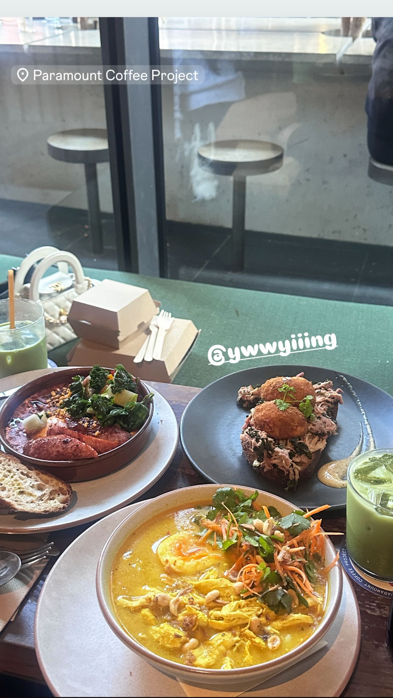 ywwyiiing instagram image archive image