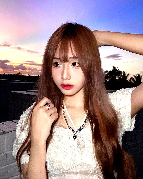 lai_931201 instagram image archive image