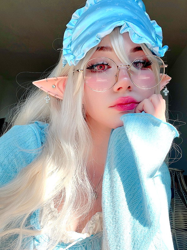 danielle.mercedie instagram image archive image