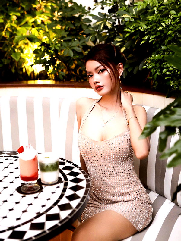 lyhythuedoxinh instagram image archive image