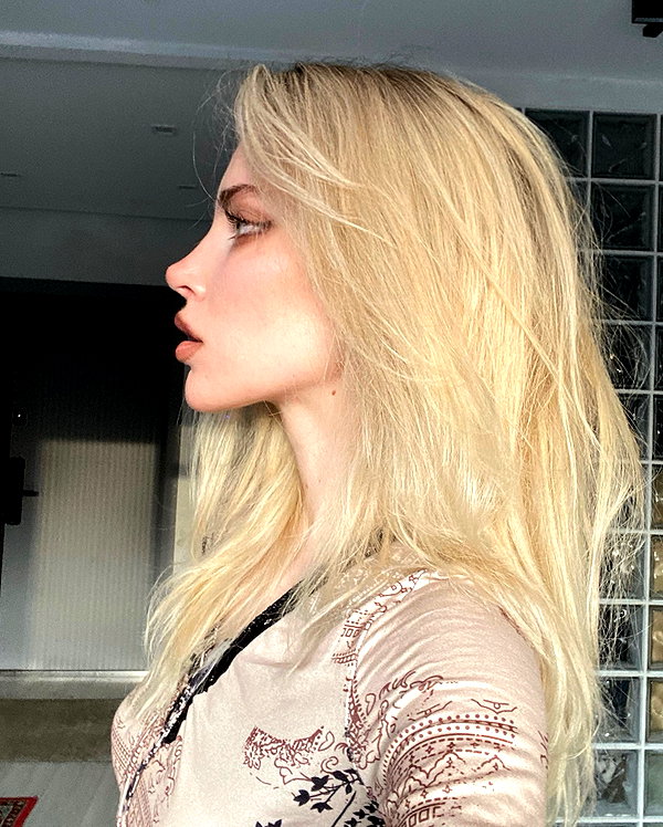 alien.hanna instagram image archive image