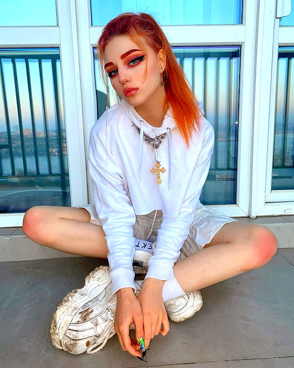 vik4au instagram image archive image